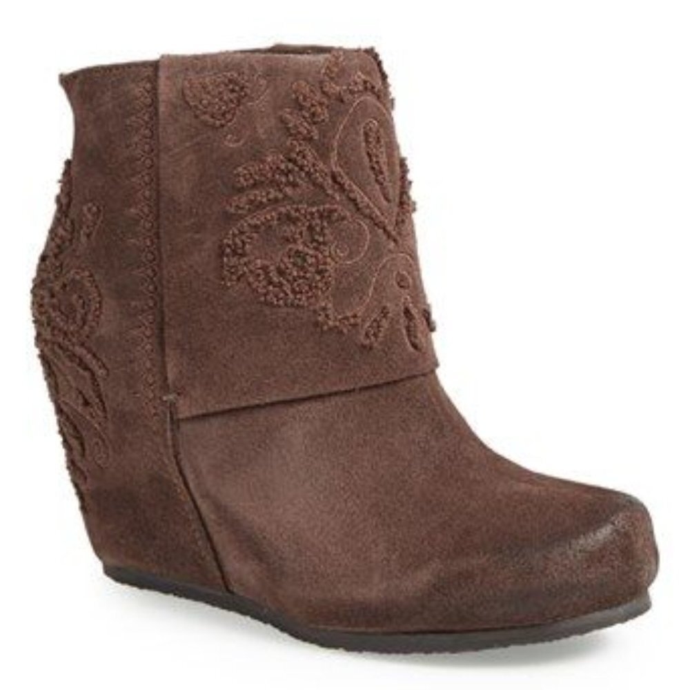 OTBT RINGOLD Embroiderd Suede Ankle Boots - Brown - SIZE 8.5M